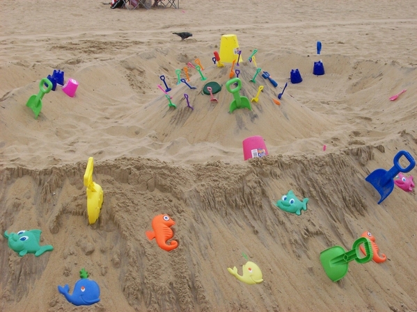 Beach Digging Fun