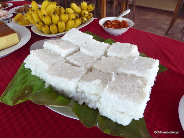 Kiribath – rice prepared with coconut milk New Years and Hotel, Polonnaruwa (29)