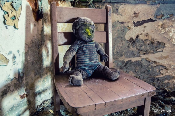 AA-Burnt-and-decaying-Doll,