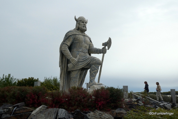 02 Viking Statue, Giml