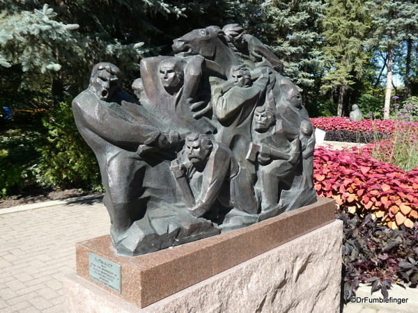 06 Leo Mol Sculpture Garden, Winnipeg