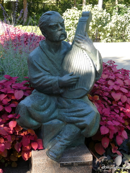 09 Leo Mol Sculpture Garden, Winnipeg