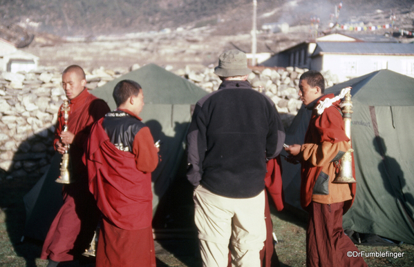 02 Monks, Khumjung
