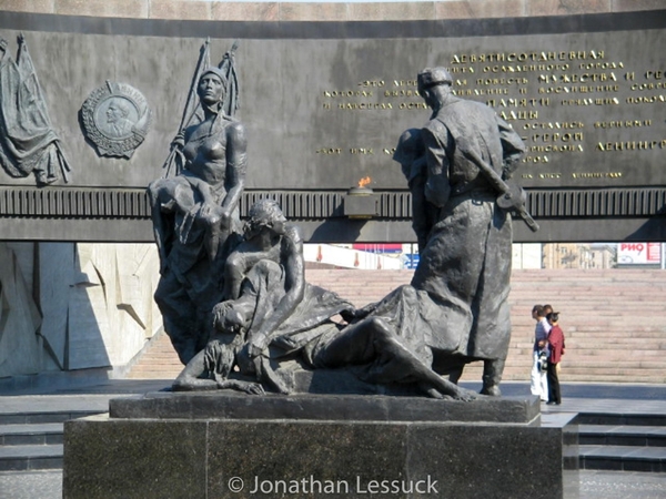 Leningrad memorial 2