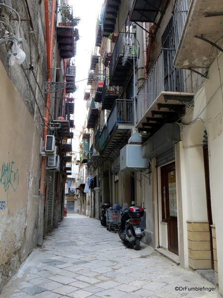 Around Palermo (180)