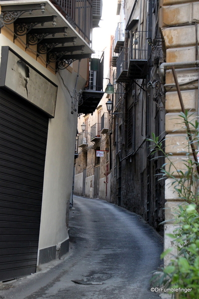 Around Palermo (220)
