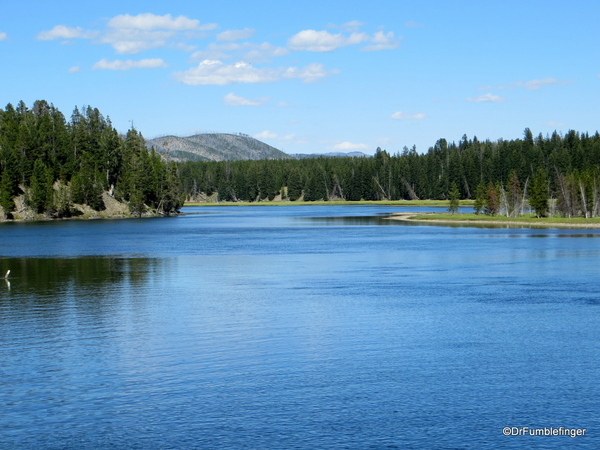 04 Hayden Valley and Yellowstone River