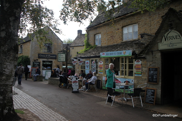 06 Bourton-on-the-Water