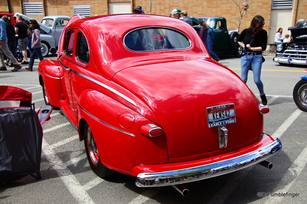 1942 Ford (1)