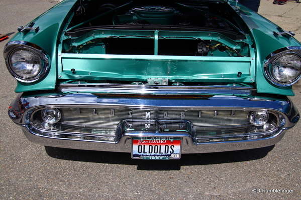 1957 Oldsmobile (2)