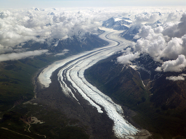 1024px-Matanuska_Glacier_From_The_Air 20,000 feet, Courtesy of Wikimedia and Spitfireap