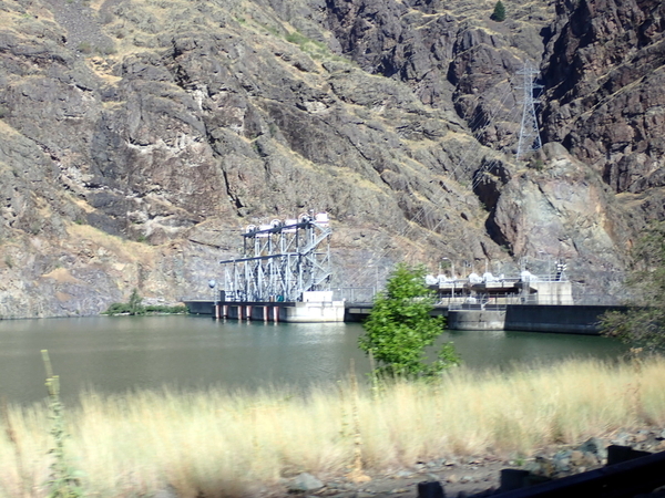 07-07 View of Snake River Dam