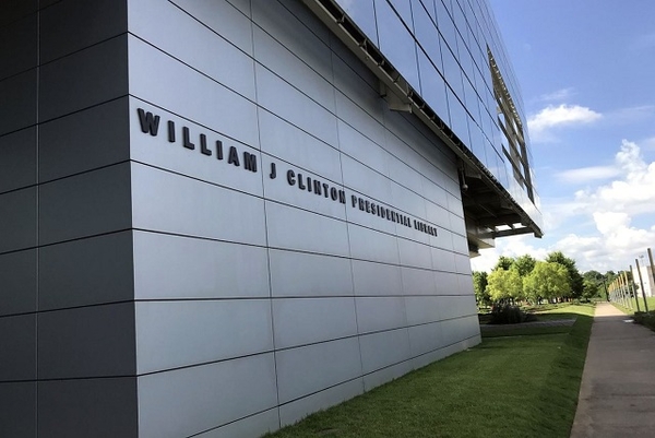 William Clinton Presidential Library - Library