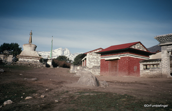 Spare Nepal 04-2002 (77) Tangboche Monastery
