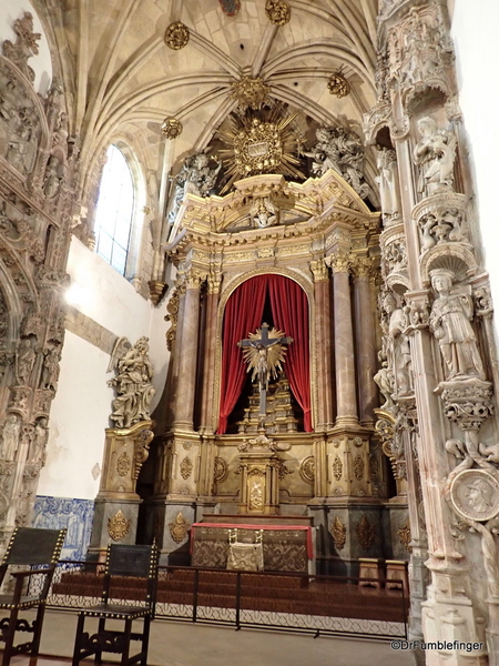 04 Santa cruz church and Monastery