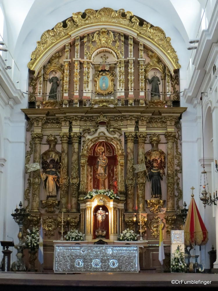 Buenos Aires, Recoleta Basilica Nuestra Senora del Pilar's altar
