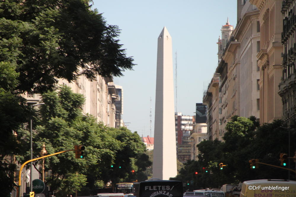 Obelisco, Avenida 9 de Julio, Buenos Aires.  The obelisk is a symbol of the city built in 1936 to commemorate its 400th anniversary