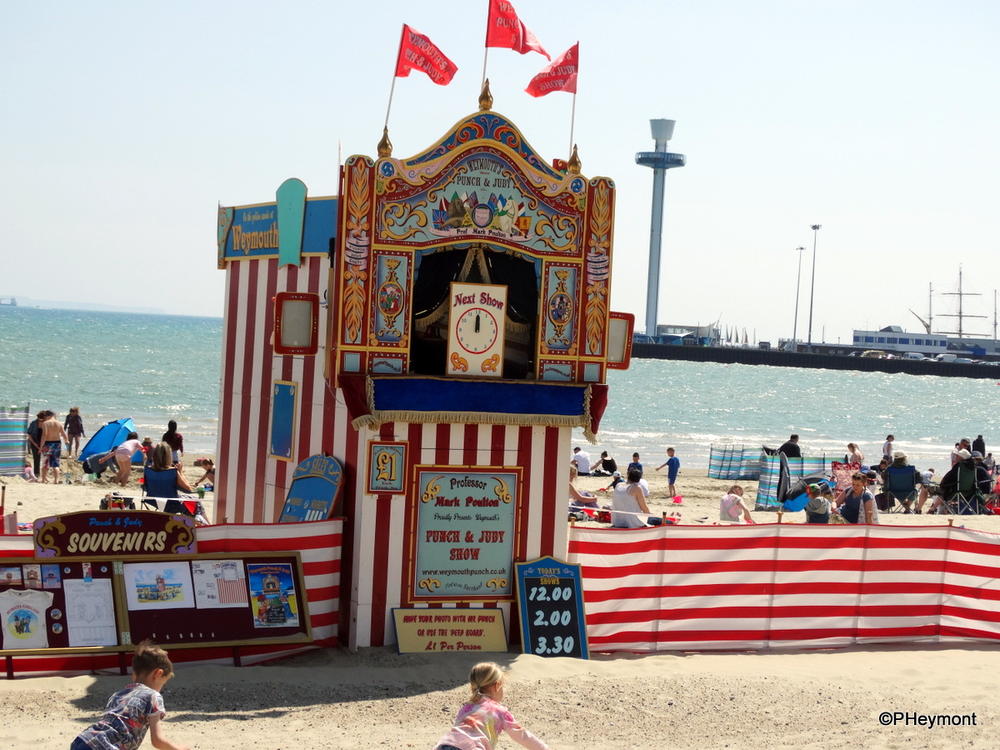 Punch and Judy play Weymouth
