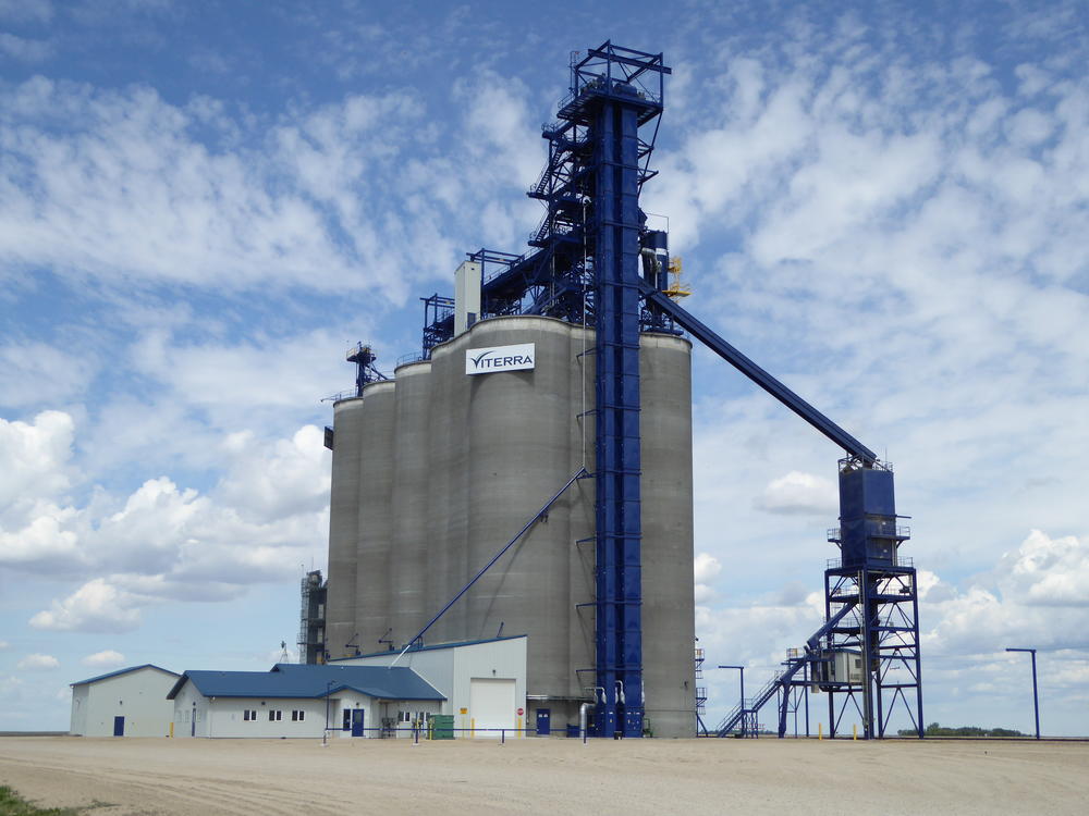 Massive modern grain elevator, St. Agathe Manitoba