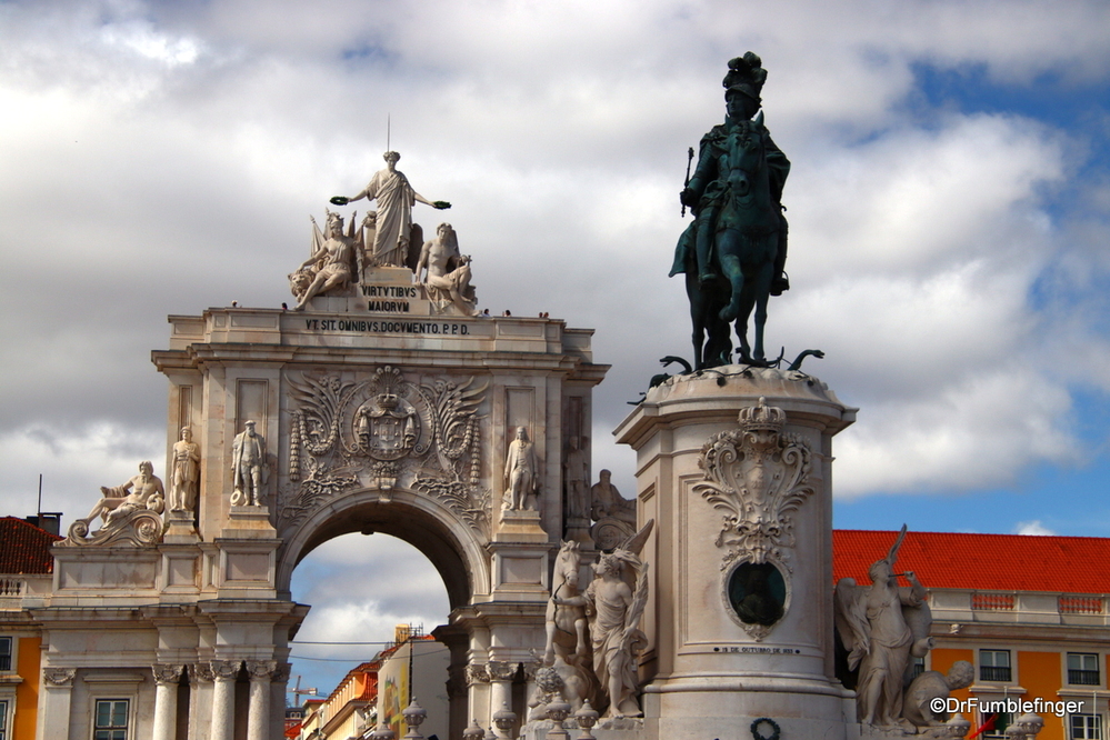Commerce Square, with statue of King Jose I and Arch of Triumph in the background, Lisbon